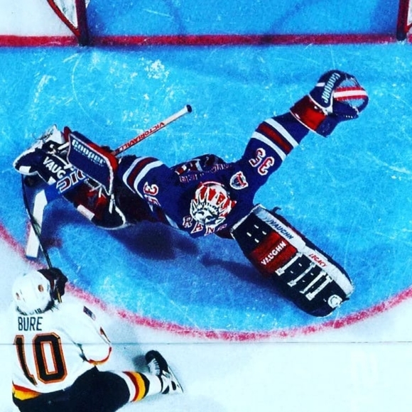 CCM Richter Rangers Stanley Cup NHL Hockey Jersey - Picture 8 of 8